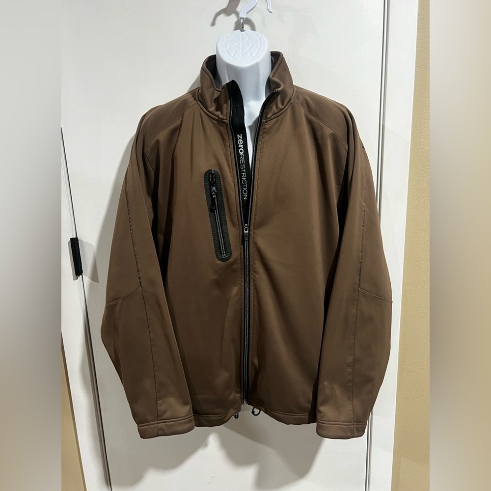 Zero Restriction Men's Brown Lightweight Zip Jacket